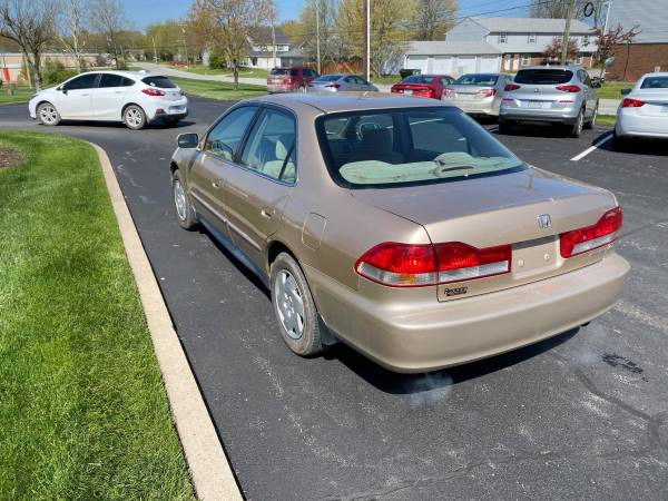 2002 Honda Accord 3 0L! ONE OWNER! 3400 (Fulton) for sale in Fulton, MO – photo 2