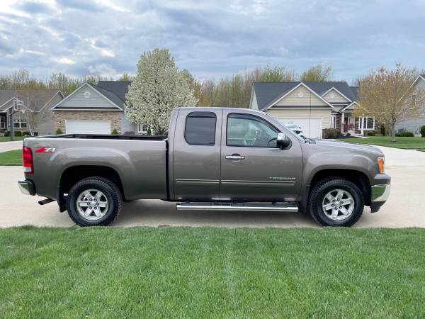 2012 GMC Sierra SLE Extended Cab 5 3 V8 2WD - - by for sale in Avon, OH – photo 6