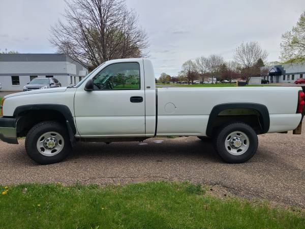 2004 Chevy Silverado 2500HD w/liftgate - - by dealer for sale in Minneapolis, MN – photo 6