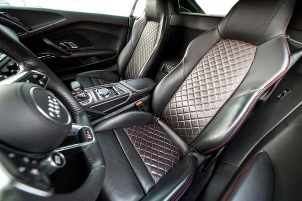 2017 Audi R8 V10 Carbon Fiber Interior/Exterior PckgHIGHLY SPEC'D -... for sale in Dallas, NY – photo 18