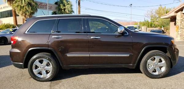 * * * 2011 Jeep Grand Cherokee Overland Sport Utility 4D * * * for sale in Saint George, UT – photo 2