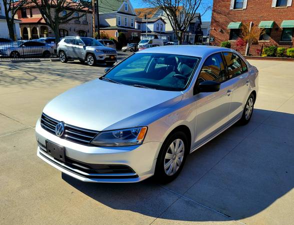 2016 VOLKSWAGEN JETTA 1 4T 5-SPEED MANUAL TRANSMISSION - cars & for sale in Brooklyn, NY – photo 2