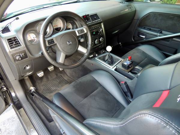 2009 Dodge Challenger SRT8 - cars & trucks - by owner - vehicle... for sale in Merrillville , IN – photo 24