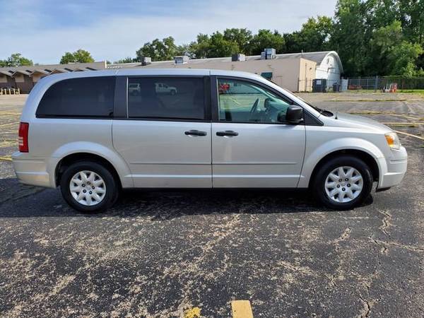 Chrysler Town & Country -Rebuild Your Credit Program-Approved! for sale in Waterford, MI – photo 3