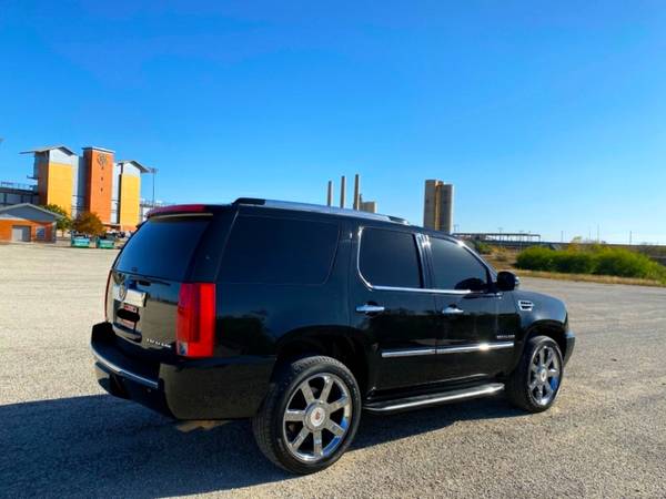 2012 CADILLAC ESCALADE 2WD 4DR LUXURY/WE FINANCE/ASK FOR JOHN - cars... for sale in San Antonio, TX – photo 3