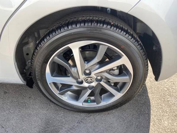 2018 Toyota Yaris Certified 5-Door SE Auto Sedan for sale in Klamath Falls, OR – photo 9