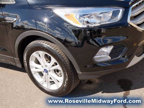 2018 Ford Escape Se - - by dealer - vehicle automotive for sale in Roseville, MN – photo 4