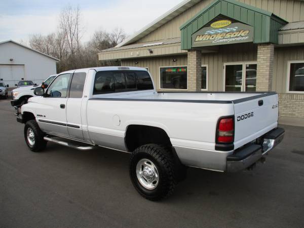 2001 dodge ram 2500 V10 laramie leather quad long box 4x4 solid out... for sale in Forest Lake, WI – photo 2