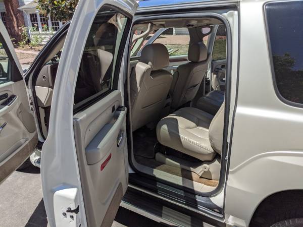 2006 CADILLAC ESCALADE ESV - cars & trucks - by owner - vehicle... for sale in Los Osos, CA – photo 6