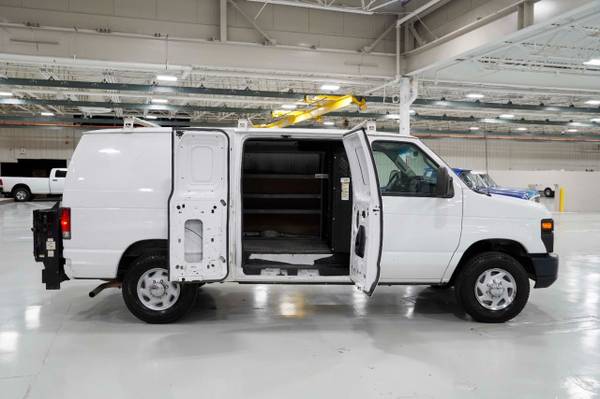 2013 Ford Econoline Cargo Van E-250 Commercial Car - cars & for sale in Jonesboro, GA – photo 12