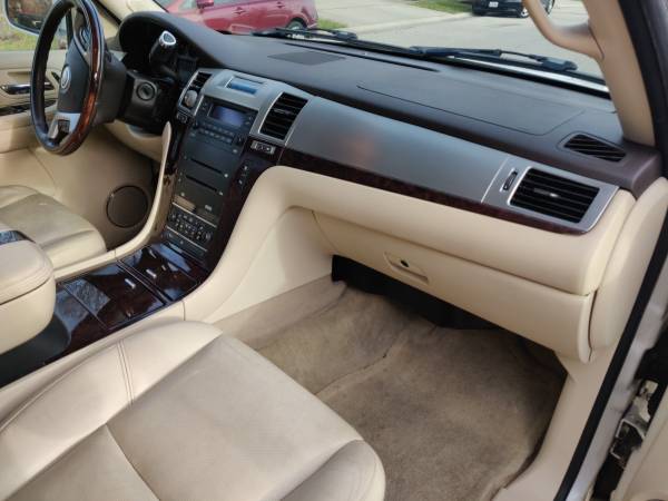 2008 Cadillac Escalade - cars & trucks - by owner - vehicle... for sale in Cincinnati, OH – photo 14