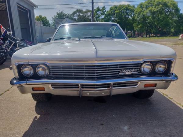 NICE AMERICAN CLASSIC! 1966 CHEVROLET CAPRICE-DRIVES PERFECT for sale in Cedar Rapids, IA – photo 11