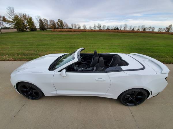 2017 Chevy Camaro Convertible V6 for sale in Indianola, IA – photo 10
