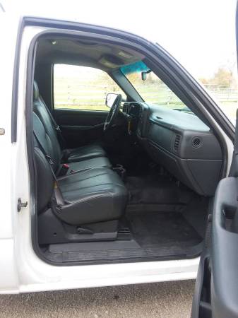 2002 Chevrolet 2500 HD Utility Service Work Utility Mechanics Truck... for sale in Gilberts, OH – photo 12