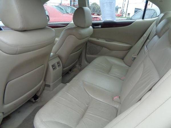 2003 Lexus ES 300 Sedan ( Buy Here Pay Here ) - cars & trucks - by... for sale in High Point, NC – photo 6