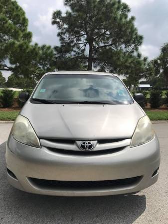 2008 Toyota Sienna Very Well Maintained Inside and Out! for sale in Clearwater, FL – photo 6