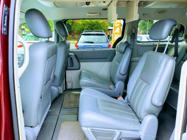 2008 CHRYSLER TOWN & COUNTRY TOURING *1-OWNER*⭐+FREE 6 MONTHS... for sale in Front Royal, District Of Columbia – photo 18