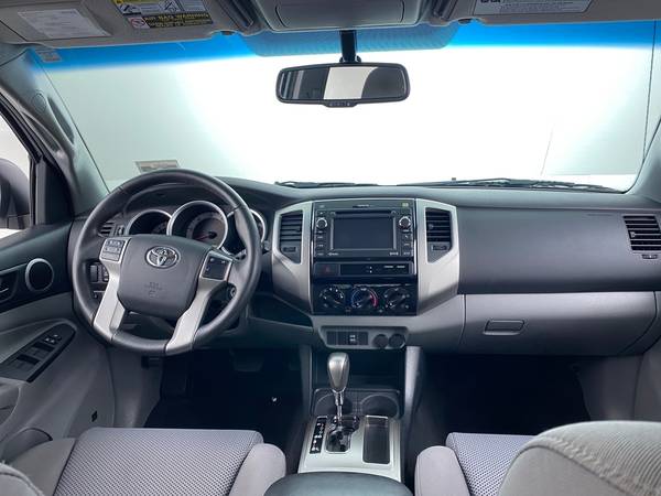 2013 Toyota Tacoma Double Cab PreRunner Pickup 4D 6 ft pickup White for sale in Harrison Township, MI – photo 21
