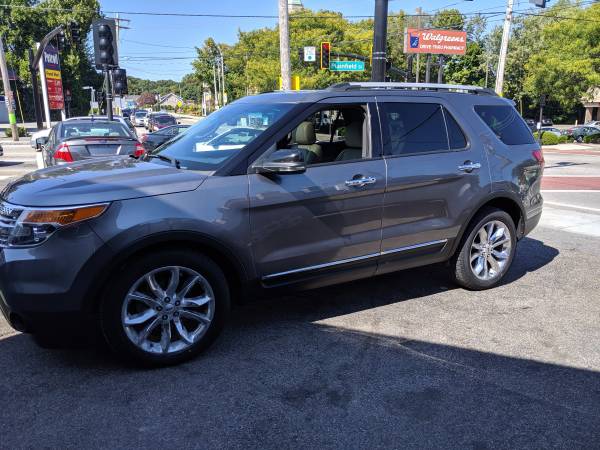 2012 Ford explorer XLT 3rd loaded for sale in Cranston, RI – photo 3