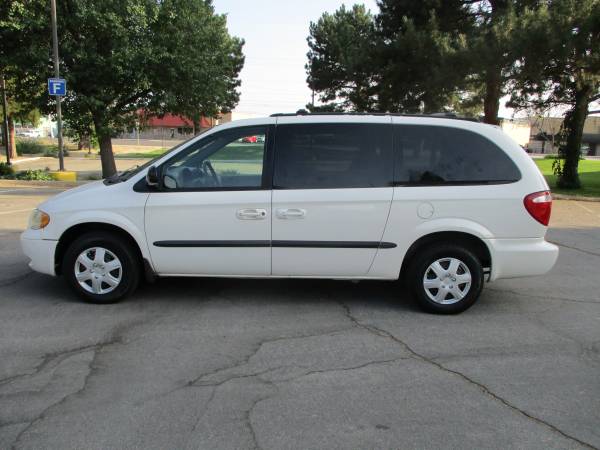 2002 Dodge Grand Caravan, FWD, auto, 6cyl, 3rd row, smog, SUPER... for sale in Sparks, NV – photo 5