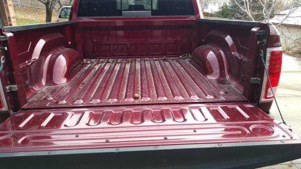 Only 20,300 miles Sun Roof Laramie crew cab 4x4 Ram 1500 Eco Diesel... for sale in Perry City, ID – photo 12