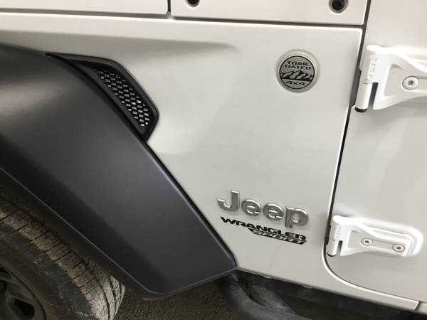 2019 Jeep Wrangler Sport-2075 Miles for sale in JBER, AK – photo 9