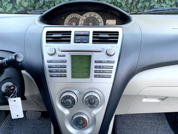 2008 TOYOTA YARIS ~ 4 DOOR ~~~ 39 M P G ~~ ONLY 46 k MILES ~~ MUST SEE for sale in San Luis Obispo, CA – photo 9