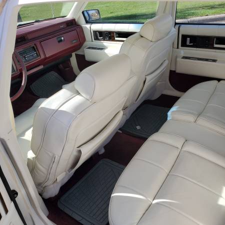 86 Cadillac Coupe Deville for sale in White Bear Lake, MN – photo 5