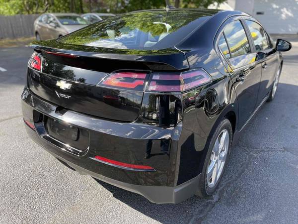 2012 Chevrolet Volt Premium Plug In Hybrid 40 miles electric 40mpg for sale in Walpole, MA – photo 7