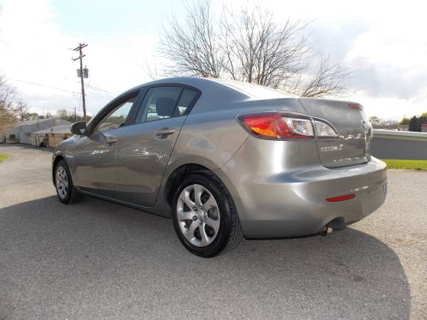 2012 Mazda3 I Sport ( low mileage, clean, good on gas) - cars & for sale in Carlisle, PA – photo 5