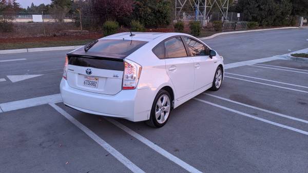 2011 Toyota Prius V for sale in Los Altos, CA – photo 6