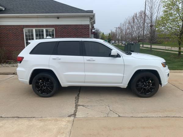 2017 Jeep Grand Cherokee 4x4 for sale in Sterling Heights, MI – photo 4