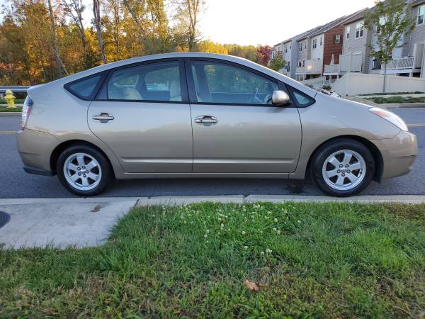 2004 Toyota Prius ** 108k Miles ** MOVING MUST SALE TODAY - cars &... for sale in Waldorf, MD – photo 4