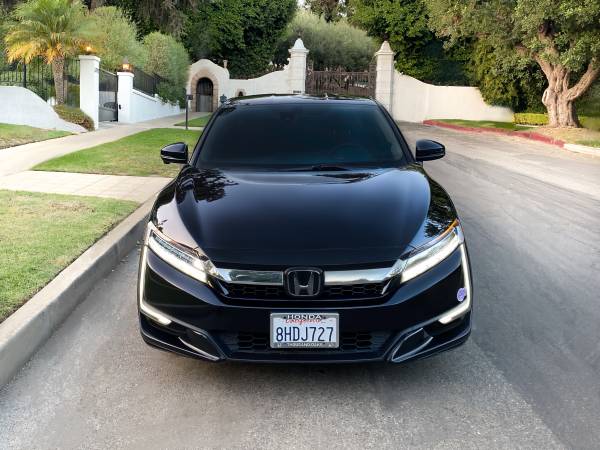 🔥For sale! Innovative, ecological and mega-comfortable Honda Clarity... for sale in West Hollywood, CA – photo 2