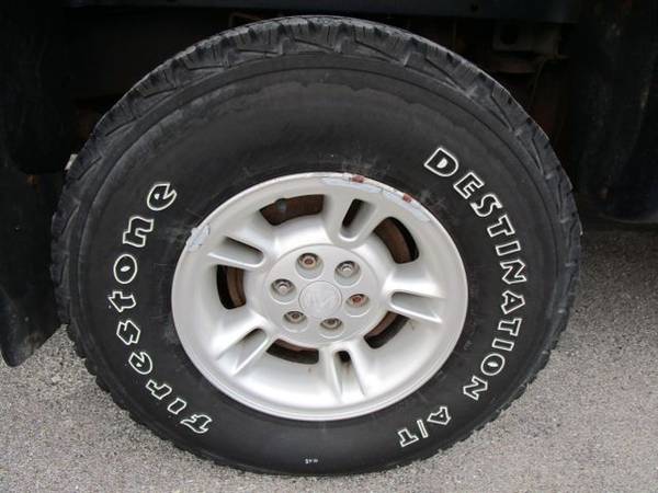 2000 Dodge Dakota Quad Cab 4WD - cars & trucks - by dealer - vehicle... for sale in Denton, NE – photo 18