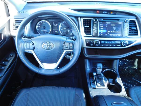 2019 Toyota Highlander LE Plus ** Easy Financing** Se Habla Espanol... for sale in CHANTILLY, District Of Columbia – photo 19