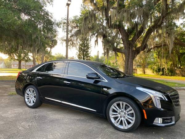 2018 Cadillac XTS 26900 OBO! LOOKS GREAT - PRICED GREAT! Clean for sale in Sanford, FL – photo 3