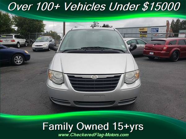 2007 Chrysler Town & Country 7Pass for sale in Everett, WA – photo 2
