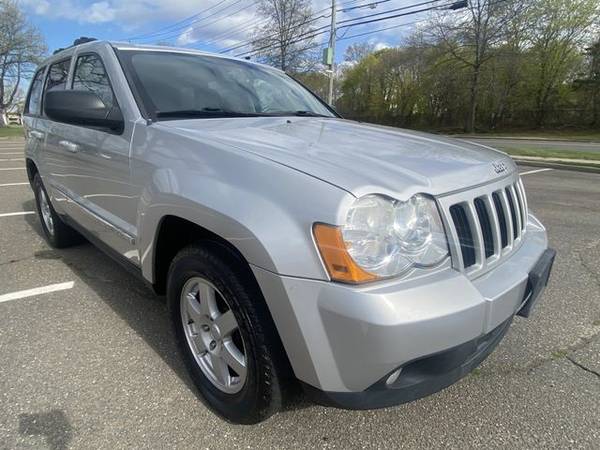 2010 Jeep Grand Cherokee Laredo Sport Utility 4D Drive Today! for sale in East Northport, NY – photo 12