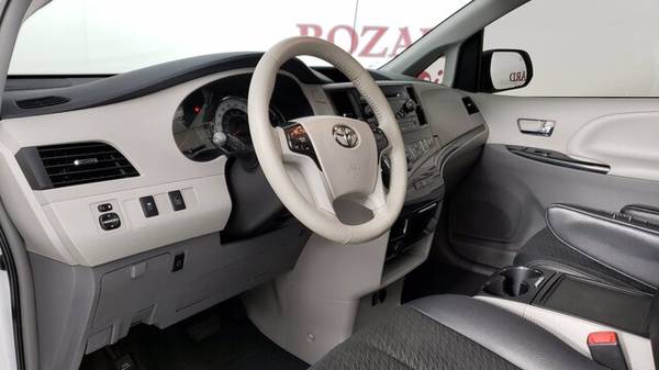 2014 Toyota Sienna SE - - by dealer - vehicle for sale in St. Augustine, FL – photo 10
