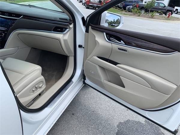 2016 Caddy Cadillac XTS Luxury sedan White for sale in Swansboro, NC – photo 10