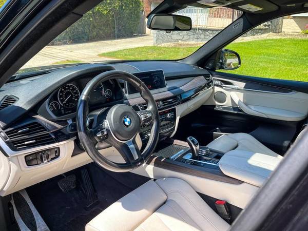 2018 BMW X5 xDrive35i SUV - - by dealer - vehicle for sale in Westbury , NY – photo 3