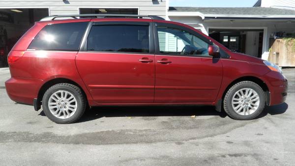 2008 TOYOTA SIENNA XLE AWD for sale in St. Albans, VT – photo 5