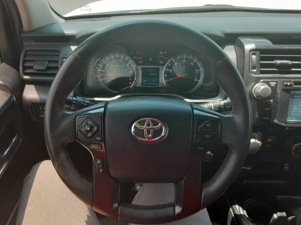 2015 TOYOTA 4RUNNER - - by dealer - vehicle automotive for sale in Weslaco, TX – photo 6