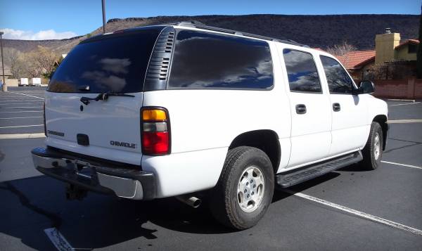 2005 Chevy Suburban 1500 NEW Transmission CLEAN Title 9 seats for sale in Saint George, UT – photo 2