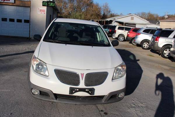 2007 Pontiac Vibe Base 4dr Wagon - - by dealer for sale in Johnson City, TN – photo 3