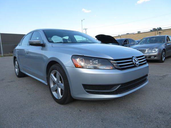 2013 VOLKSWAGEN PASSAT SE -EASY FINANCING AVAILABLE for sale in Richardson, TX – photo 3