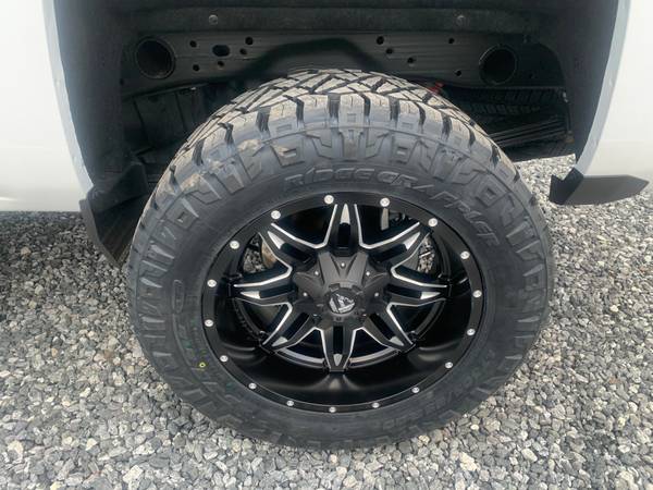 *2018 Chevy Silverado 2500HD LTZ Z71 4x4 Duramax -1,373 Miles - cars... for sale in Stokesdale, KY – photo 13