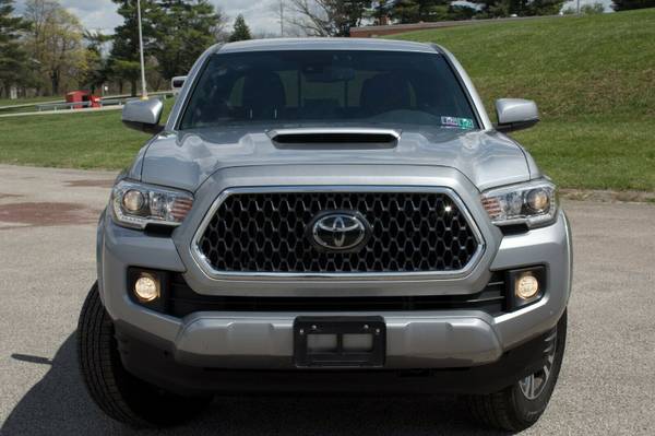 2018 Toyota Tacoma DOUBLE CAB - - by dealer - vehicle for sale in York, PA – photo 12