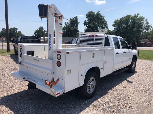 2015 CHEVROLET K2500 CREW CAB 4WD UTILITY BED W/ AUTO CRANE LIFT for sale in Stratford, MO – photo 3
